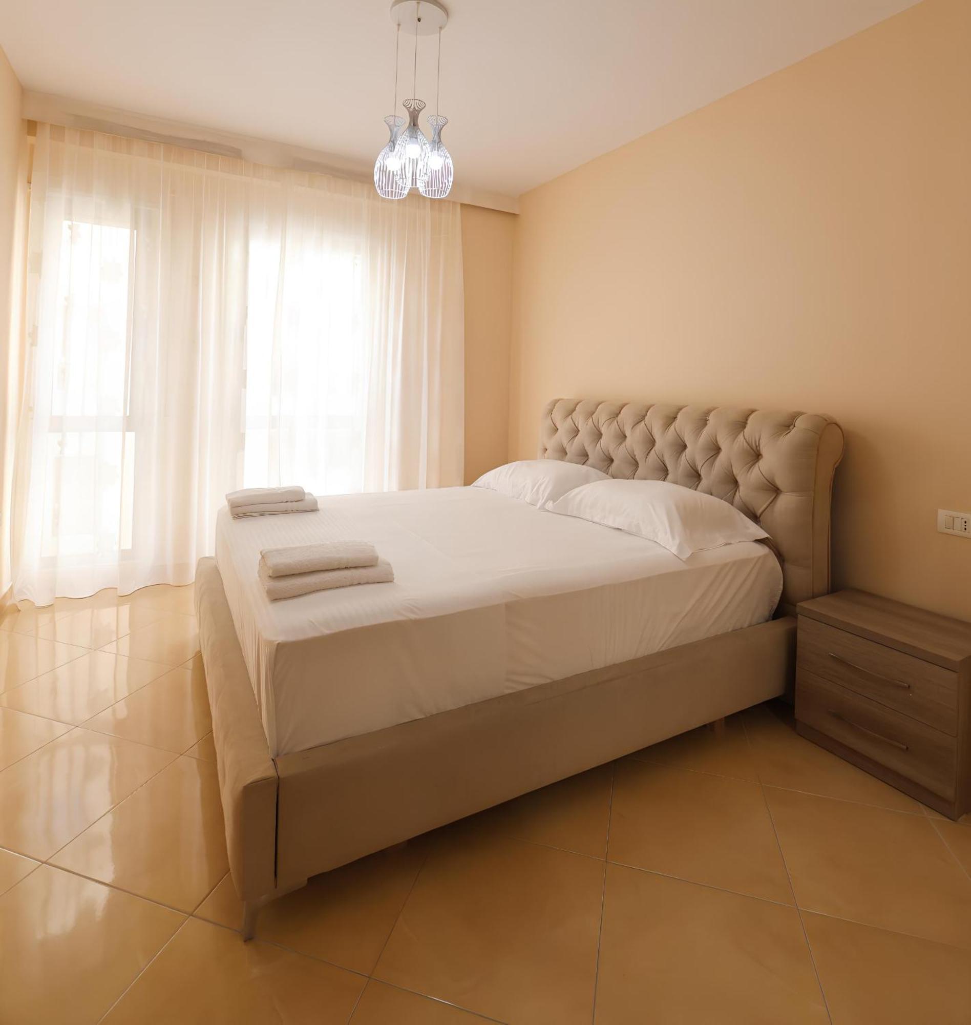 Sea View Apartments Durrës Eksteriør billede