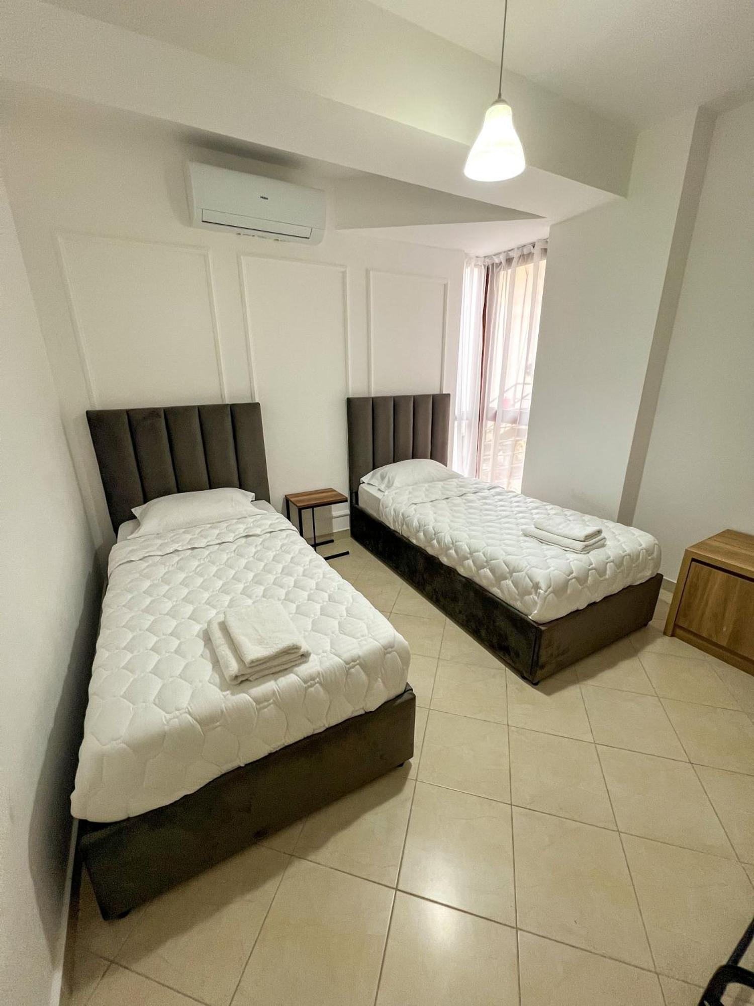 Sea View Apartments Durrës Eksteriør billede